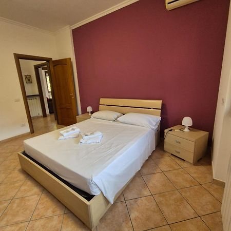 Madi House Apartment Fiumicino Bagian luar foto