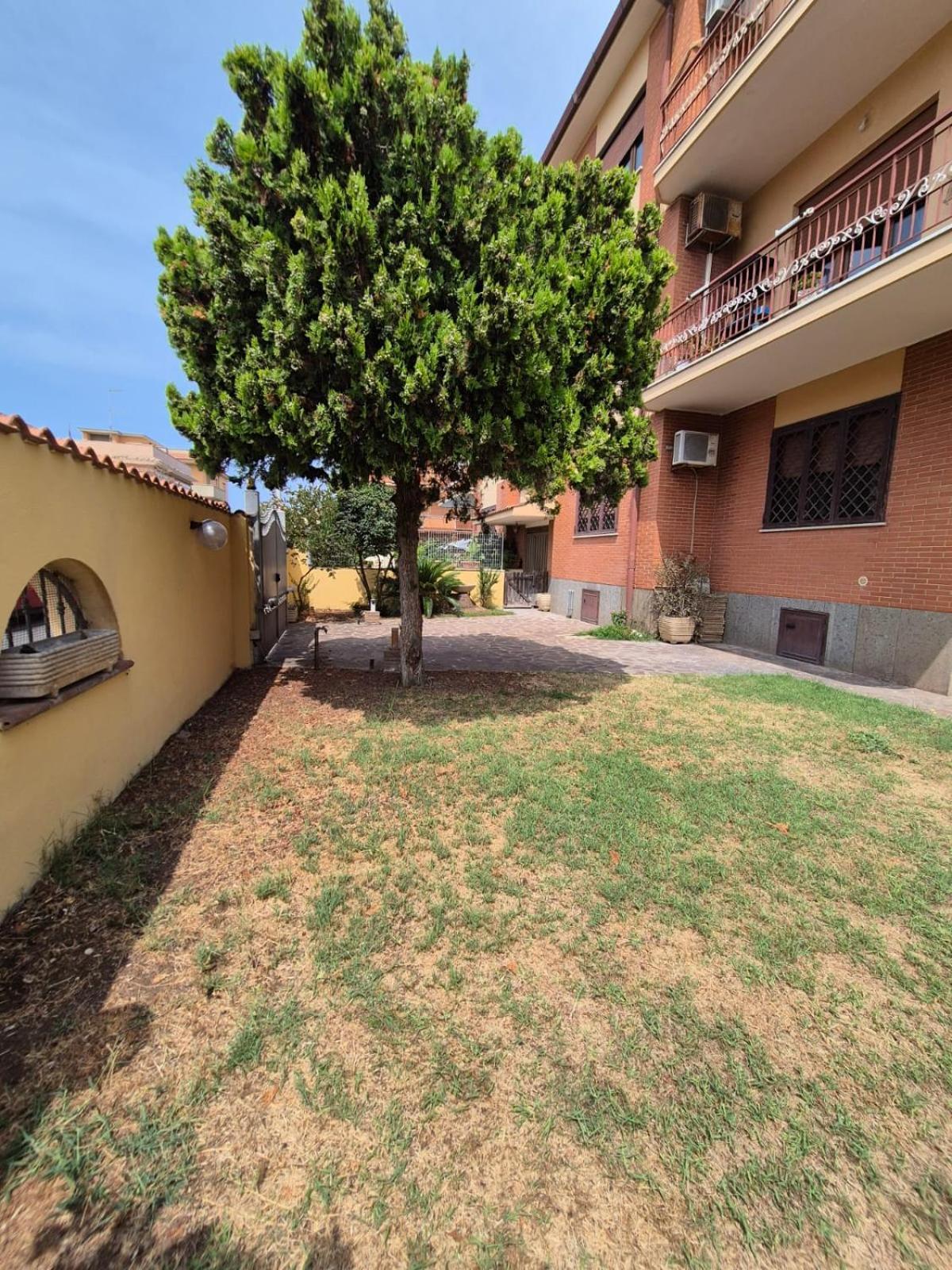 Madi House Apartment Fiumicino Bagian luar foto