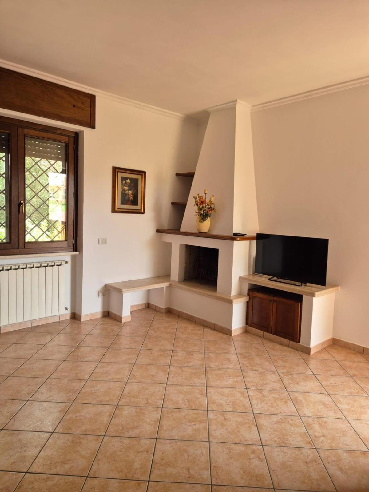 Madi House Apartment Fiumicino Bagian luar foto